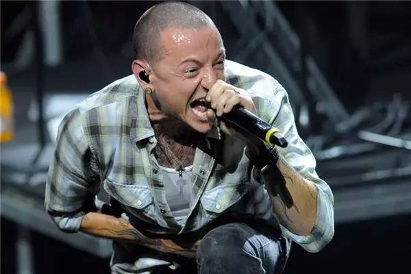 linkinpark主唱为什么自缢,林肯公园主唱去世前录像曝光
