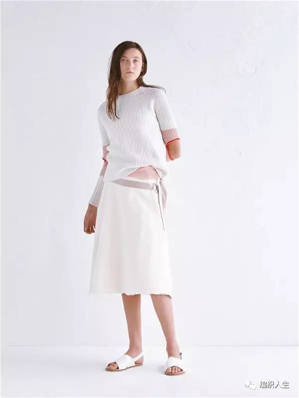 毛衣破洞风,毛衣今年最流行十款毛衣