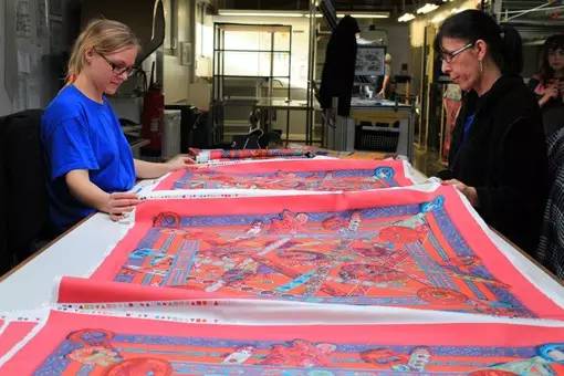 爱马仕丝巾一个花型独一无二吗,一条爱马仕丝巾多少钱