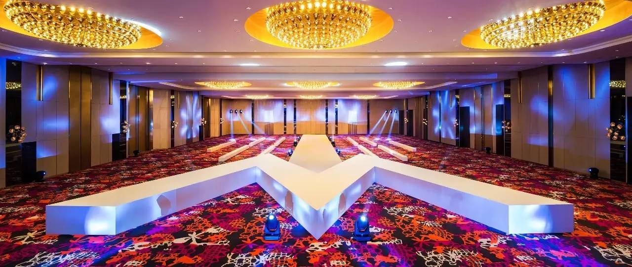 外滩殿堂级酒店,外滩w酒店推荐