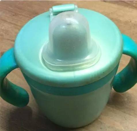 一只中国制造的小水杯，接力救援这个来自星星的孩子