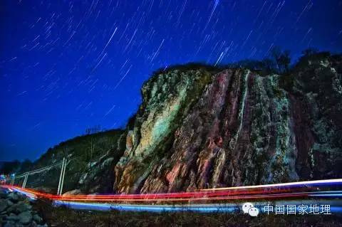 津北有奇观，10亿年地层上的“万卷史书”