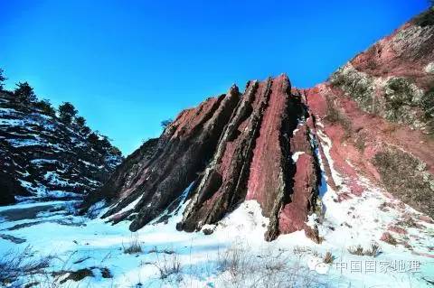 津北有奇观，10亿年地层上的“万卷史书”