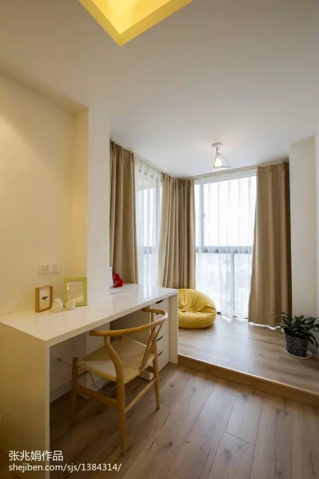 阳台改造榻榻米价格,阳台做榻榻米当卧室到底好不好