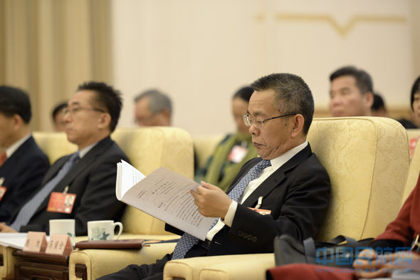 马须伦：让公众和员工共享东航发展成果