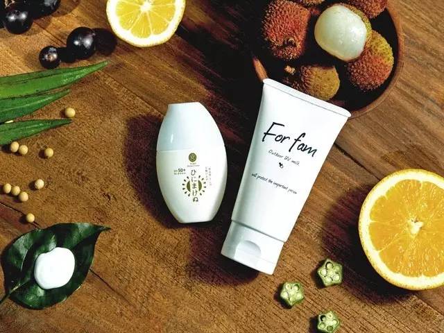 一年四季涂脸的防晒霜推荐 (推荐几款纯物理防晒霜脸部不泛白)