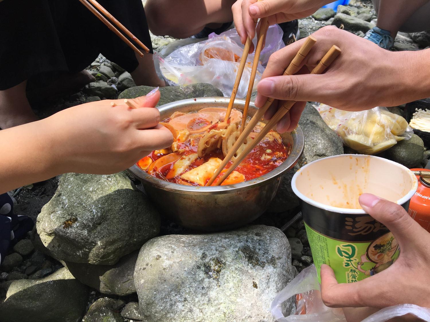 暑假生活这才是童年真实的样子,小时候你们是怎么过暑假的