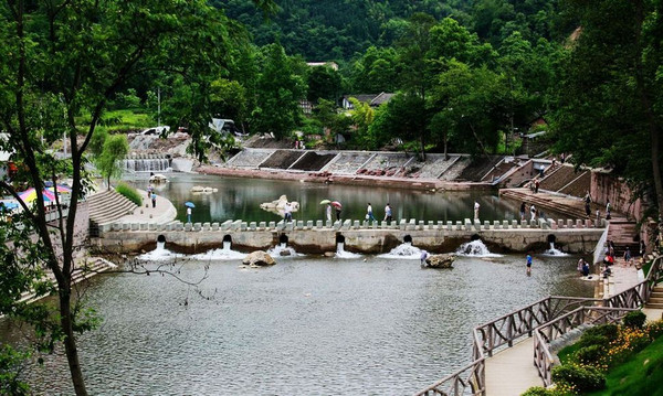 暑假生活这才是童年真实的样子,小时候你们是怎么过暑假的