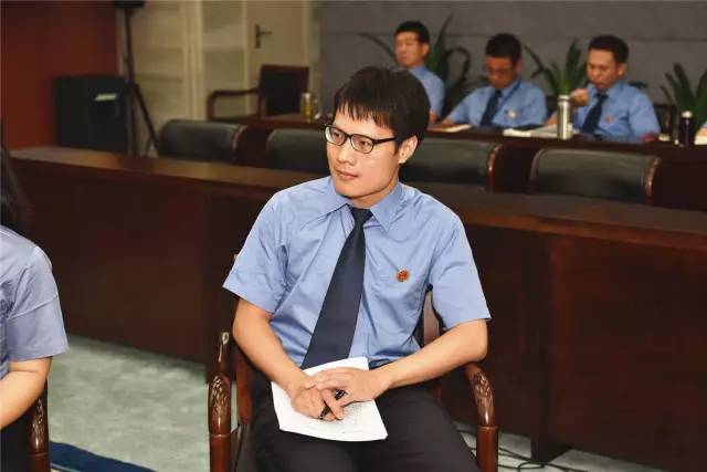 东城院举办“真实就是力量”文学沙龙活动