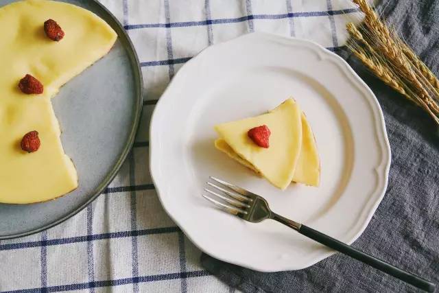 平底锅蛋糕的家常做法不用烤箱,用平底锅可以做的甜品蛋糕