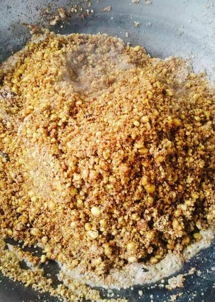 神奇的蛋壳看图写话200字,神奇的蛋壳写话评语