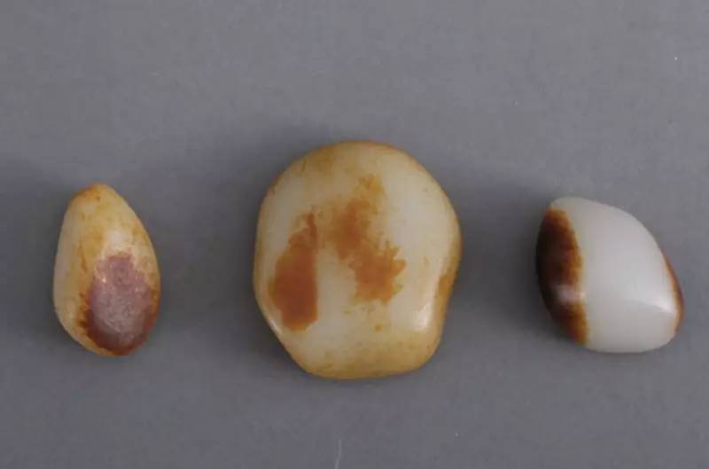 和田玉白玉籽料大全,新疆和田玉白玉选购技巧