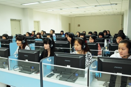 成都纺织高等专科学校升格为本科,成都纺织高等专科学校