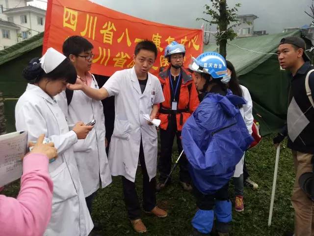 地震伤员跨区域救治方案,地震伤员术后康复关注事项