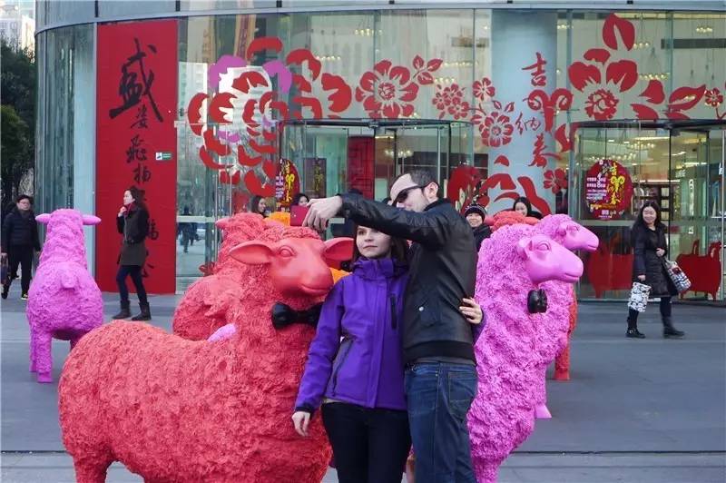 这条路越来越美,这条路18弯