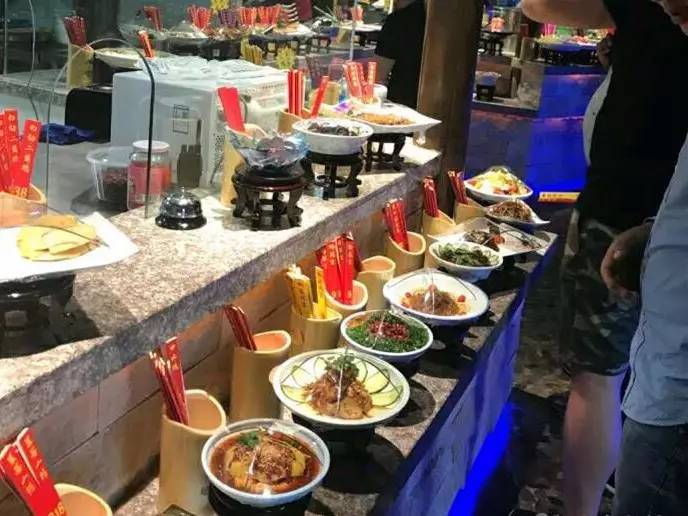 上海好吃不贵的餐厅10人套餐,上海好吃的餐厅评价