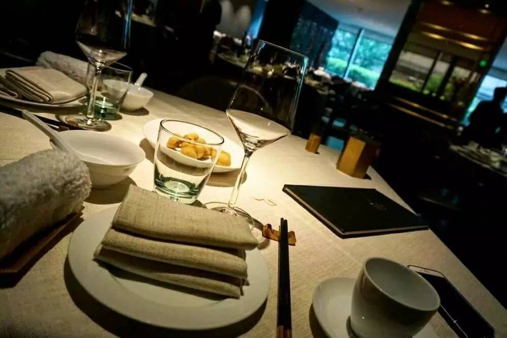 上海好吃不贵的餐厅10人套餐,上海好吃的餐厅评价