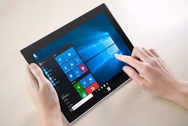 平板PC二合一，这么炫酷的产品竟是来自坪地这家企业