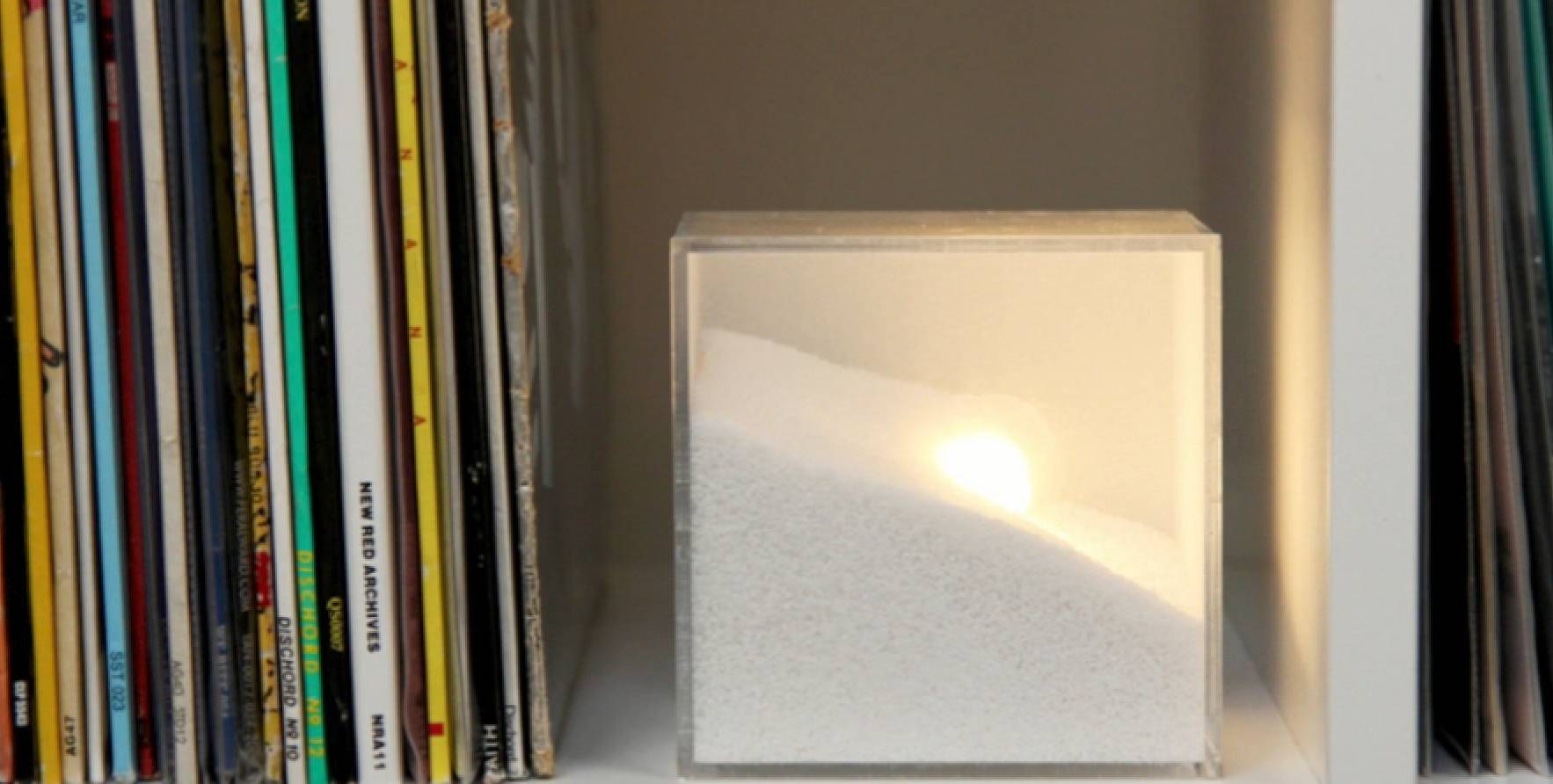 坐在飞机上吃雪糕,飞机上能吃雪糕吗