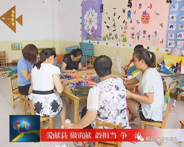 不畏酷暑三伏天里校园建设热火朝天