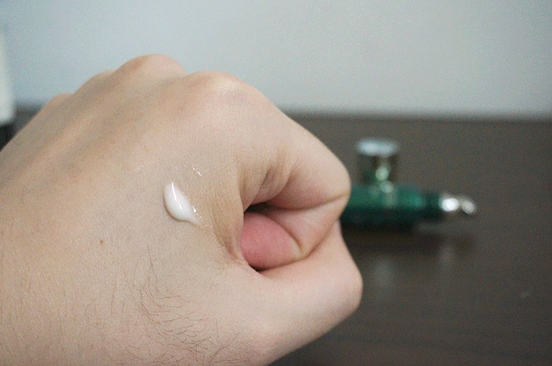 抗衰眼霜排名十大公认好用的眼霜,人老眼先衰眼霜一定要用起来