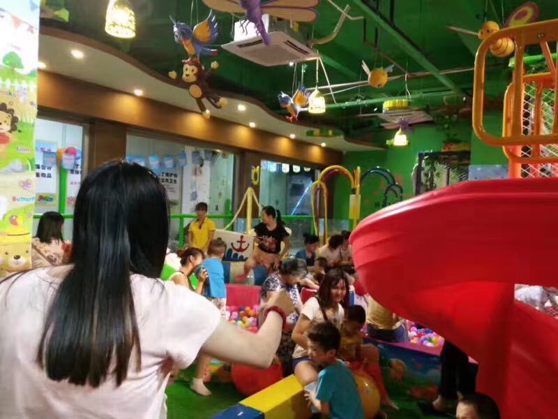 开儿童乐园室内游乐场设备,水上儿童乐园设备价格