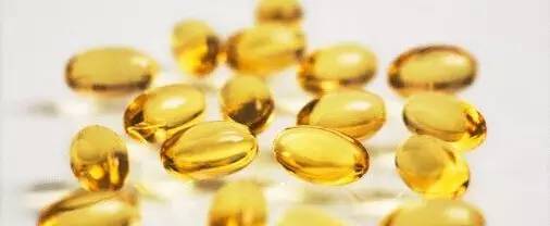 维生素d要配合碳酸钙一起吃吗,鳕鱼肝油和维生素d哪个好