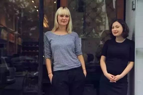 明明知道会倒闭，俩姑娘却还是开了这家零包装的超市，只为告诉你一件被忽略的事