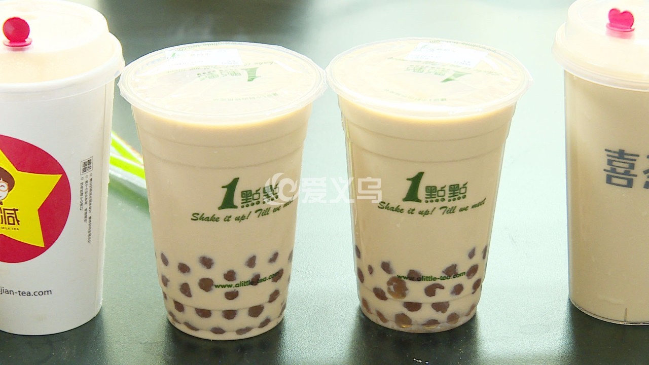 一杯奶茶等于30个鸡蛋,一杯奶茶等于一斤猪肉