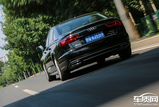 试驾2017款奥迪a6l,试驾17款奥迪a6l1.8t
