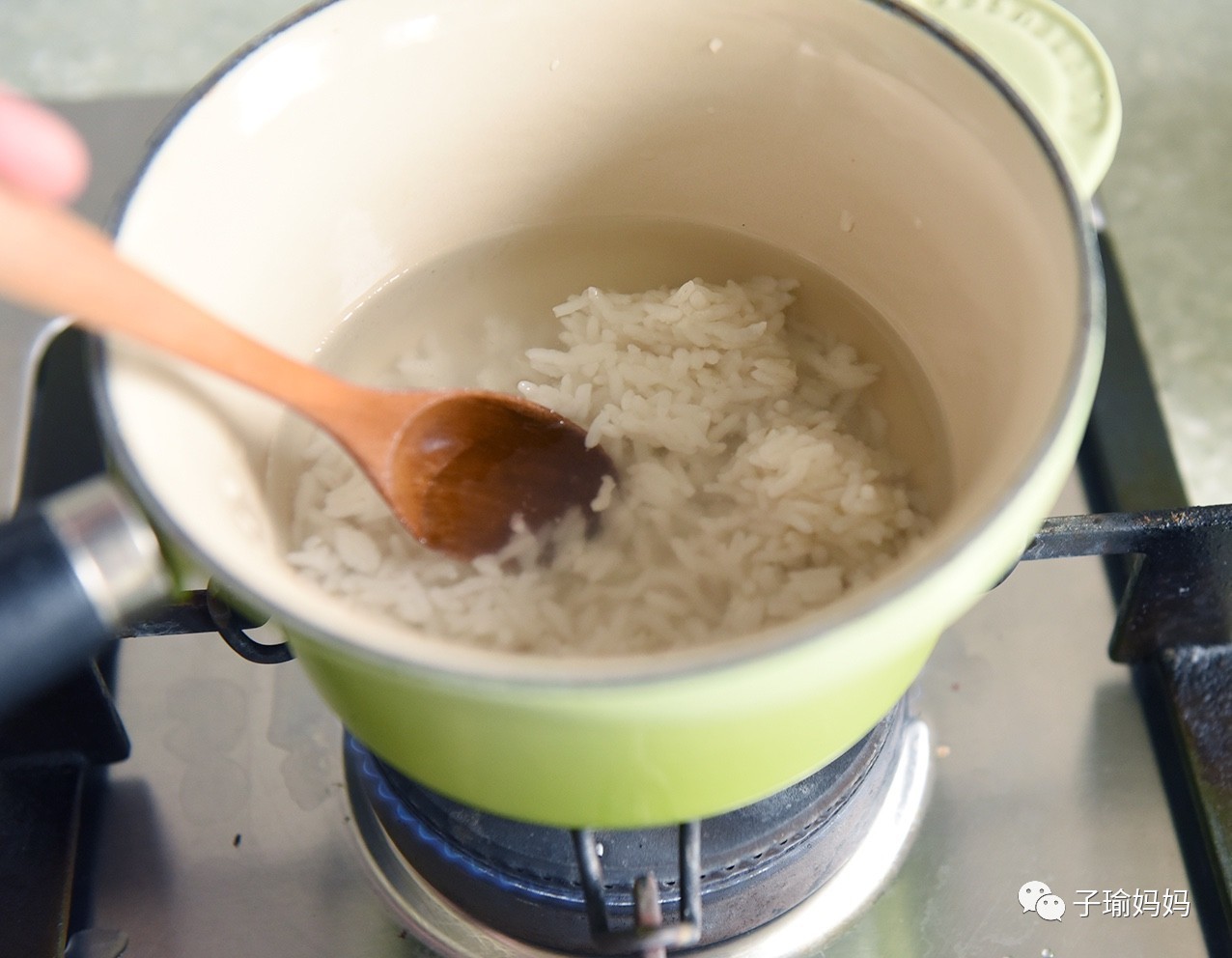 七月宝宝南瓜米糊辅食制作,宝宝辅食南瓜紫薯小米米糊