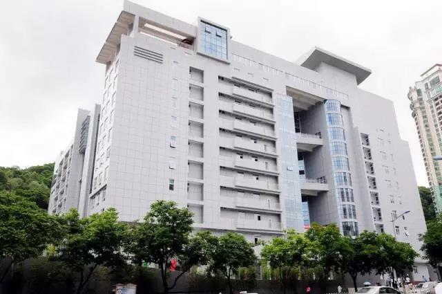 康宁医院最新半年报出炉，托管业务毛利远高于自营