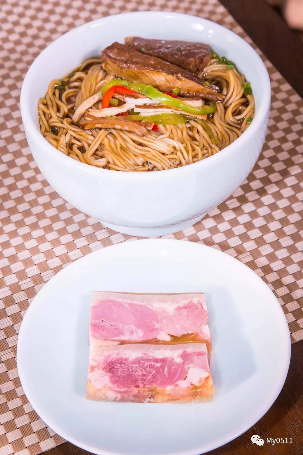 镇江人速抢！这家店重头开业！限量免费享受沐浴汗蒸足疗美食等38项服务