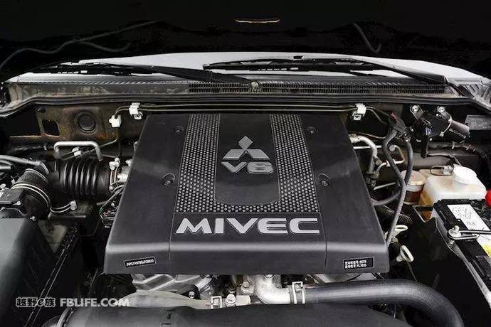 帕杰罗经典山猫,山猫帕杰罗2020款v97发动机