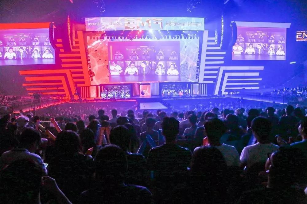 邮轮狼人杀,花5000元去电竞酒店