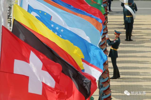 罗旭带你走进俄罗斯最酷炫军品展销会