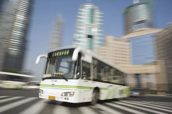 假期余额不够返程交通安全请关注,暑期余额不够请做好开学准备