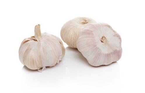 吃大蒜后恶心是大蒜中毒吗,吃大蒜恶心什么原因