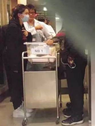 baby怎么坐月子,妈妈们必须知道的产后关注事项