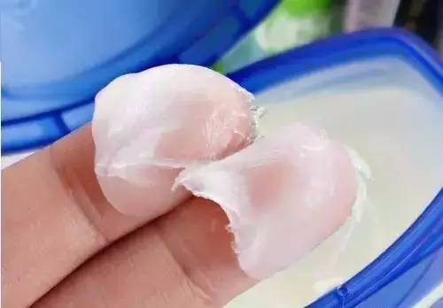 小白鞋的清洁妙招如何清洗小白鞋,小白鞋怎样清洗