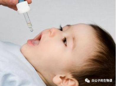 宝宝呕吐腹泻如何预防脱水,宝宝呕吐出大汗