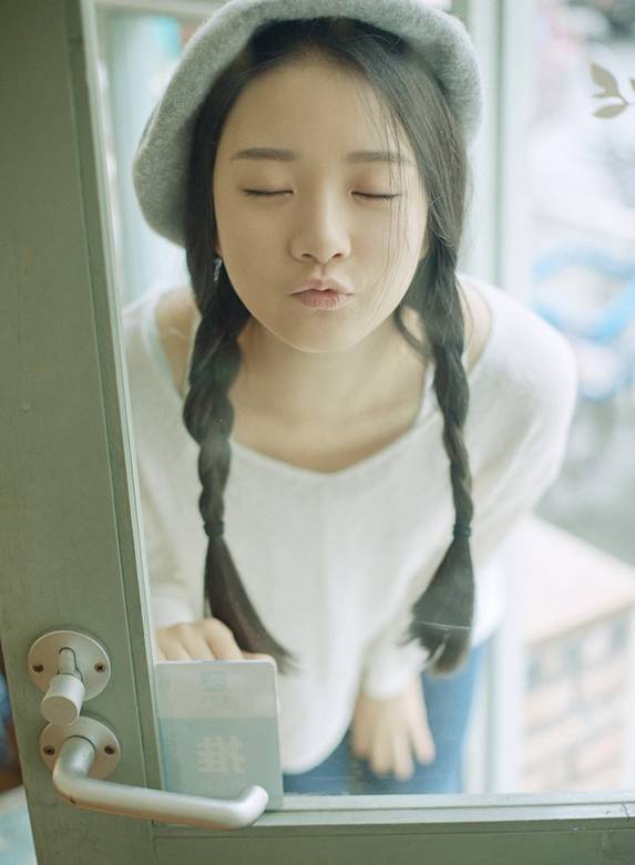 喜欢卷发又不想烫,家里没有烫卷发的如何卷发