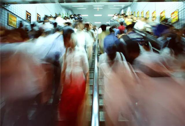 假期余额不够返程交通安全请关注,暑期余额不够请做好开学准备