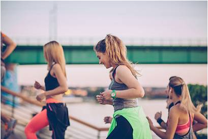 跑步膝盖容易受伤怎么办,跑步怎样避免膝盖受伤害