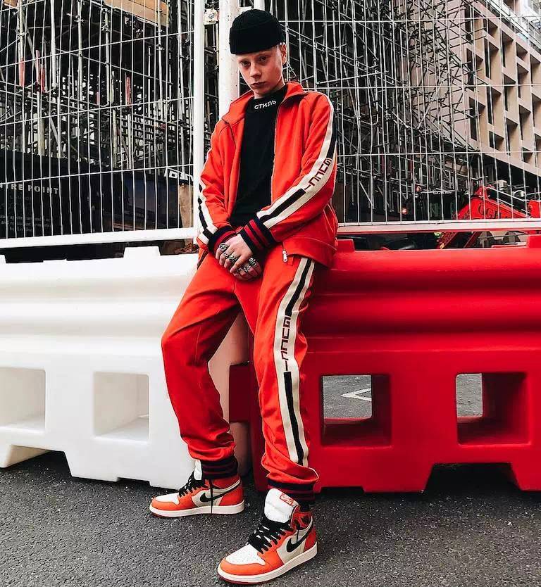 以前aj卖多少钱,以前的aj1