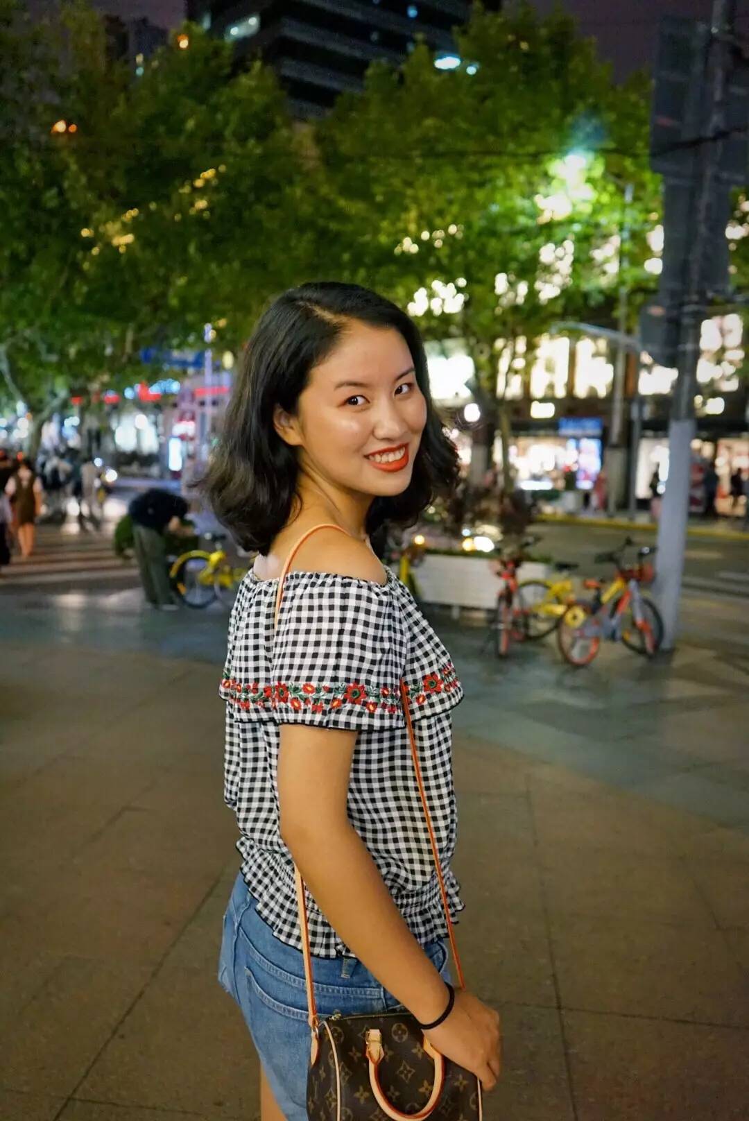 横跨9000公里，我独自拖着行李箱来到了柏林