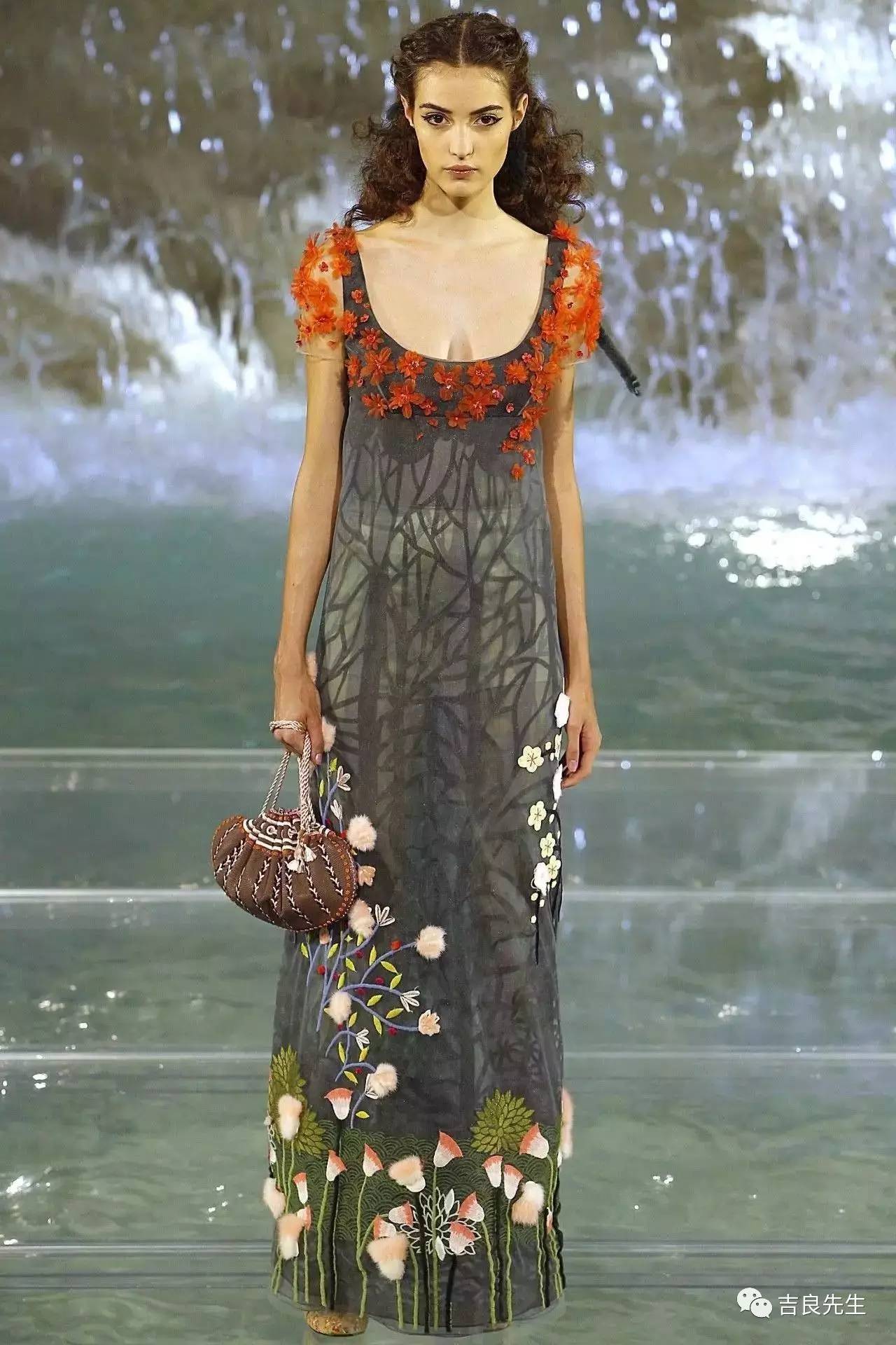 fendi萌物,fendi春夏秋冬系列