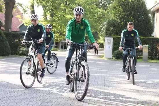 于大宝回大连谢场,于大宝国安冬训视频