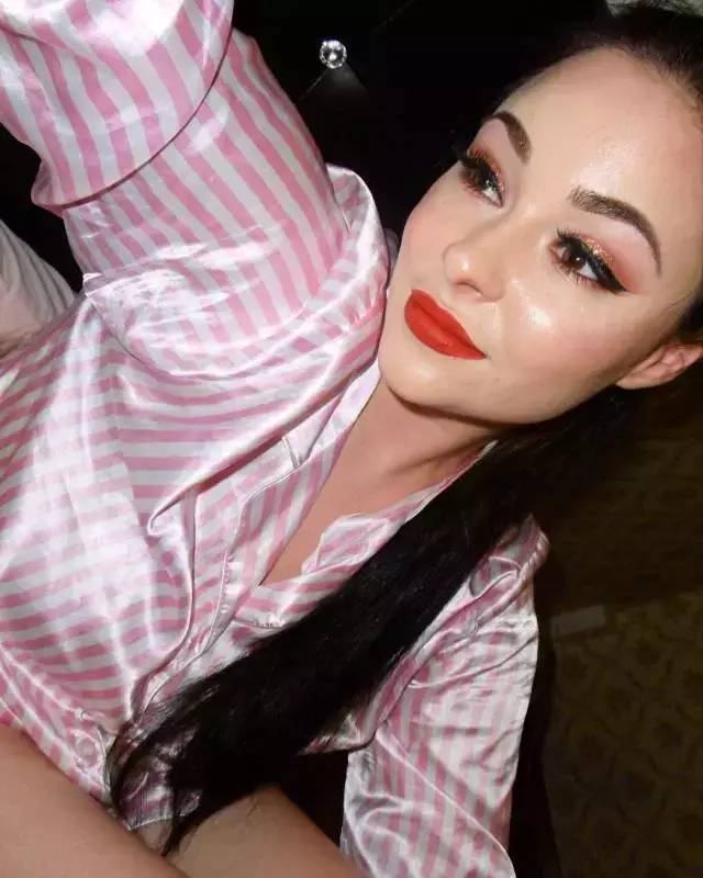 新西兰单亲妈妈6个月减重70斤，战胜忧郁症，还创立了自己的品牌