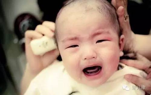 宝宝掉头发是奶粉问题吗,宝宝掉头发说说